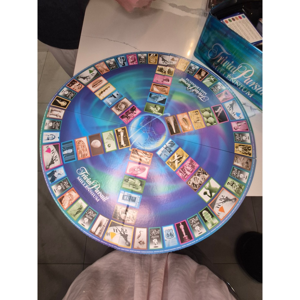 Trivial Pursuit Millennium Board Game Complete‎ Collectible Edition - Picture 3 of 11